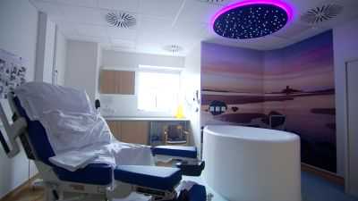 广西防城港三代代生助孕费用深度解析：与二代辅助生殖技术的全面对比